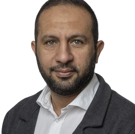 الأستاذ/ شريف أبو علم